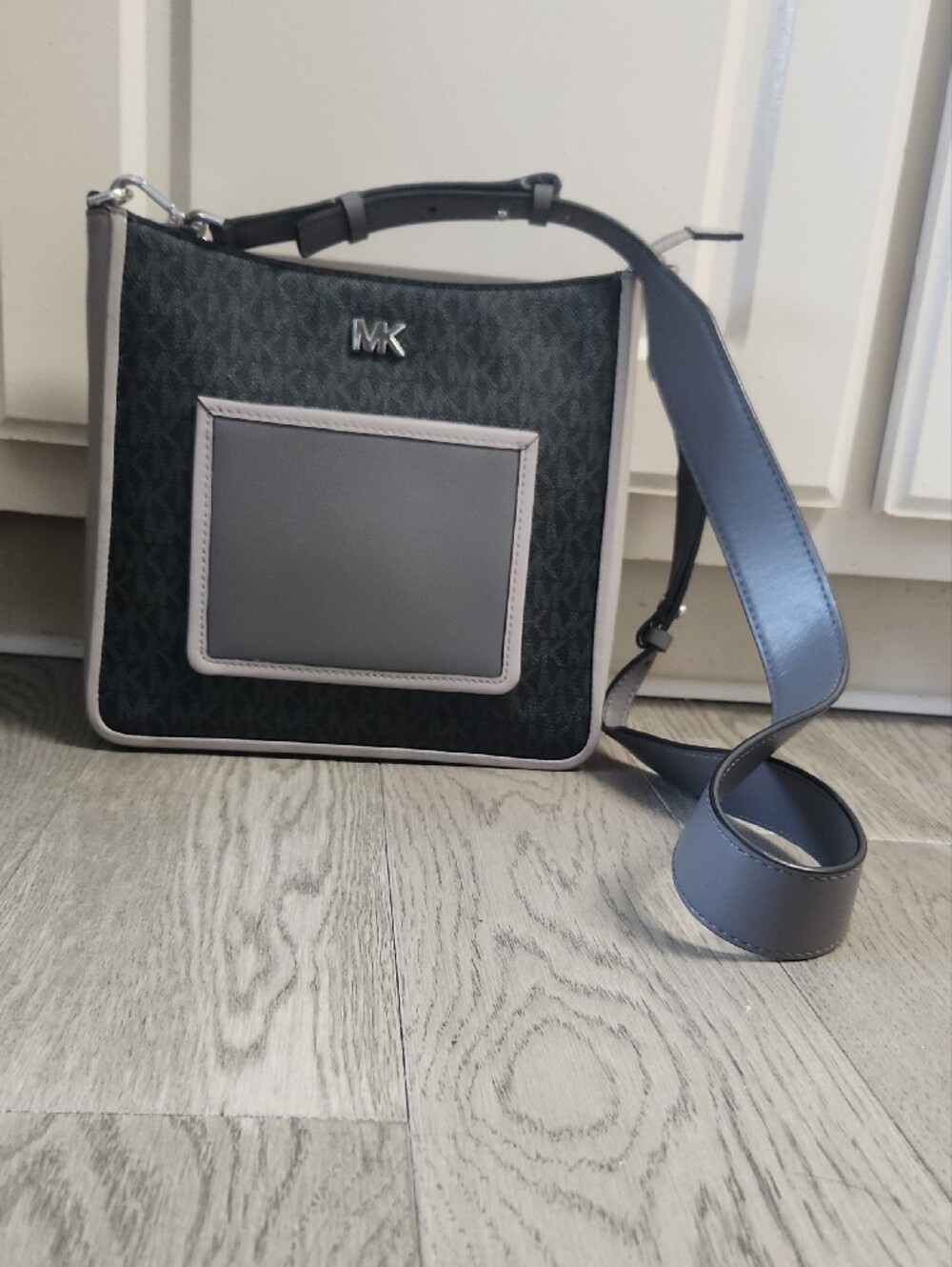 Michael Kors Gray MK Crossbody Bag - Picture 2 of 13